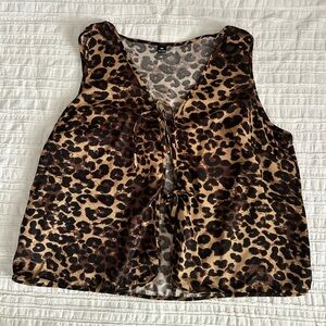 NWOT 3X Leopard Print Tie-Front Sleeveless Top/Vest